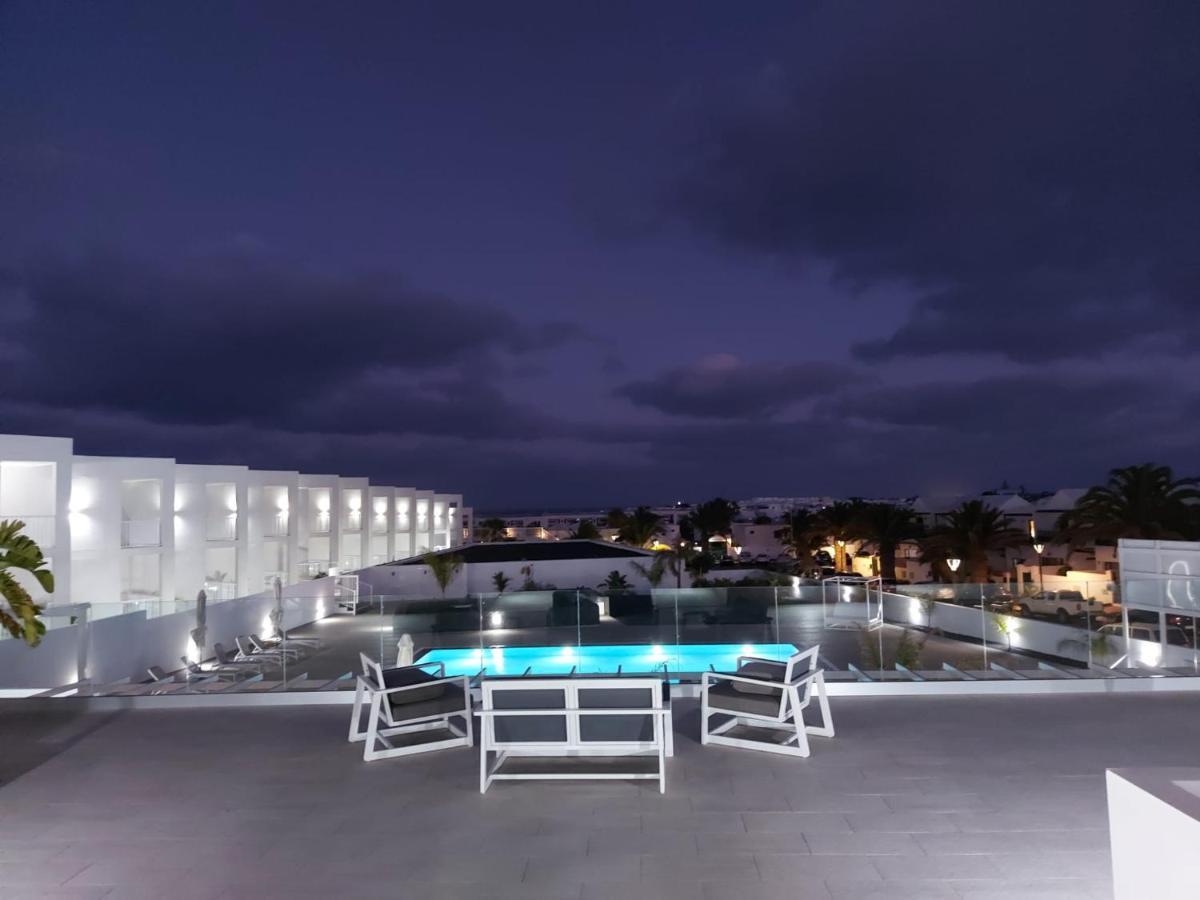 White Suite Deluxe Costa Teguise Esterno foto