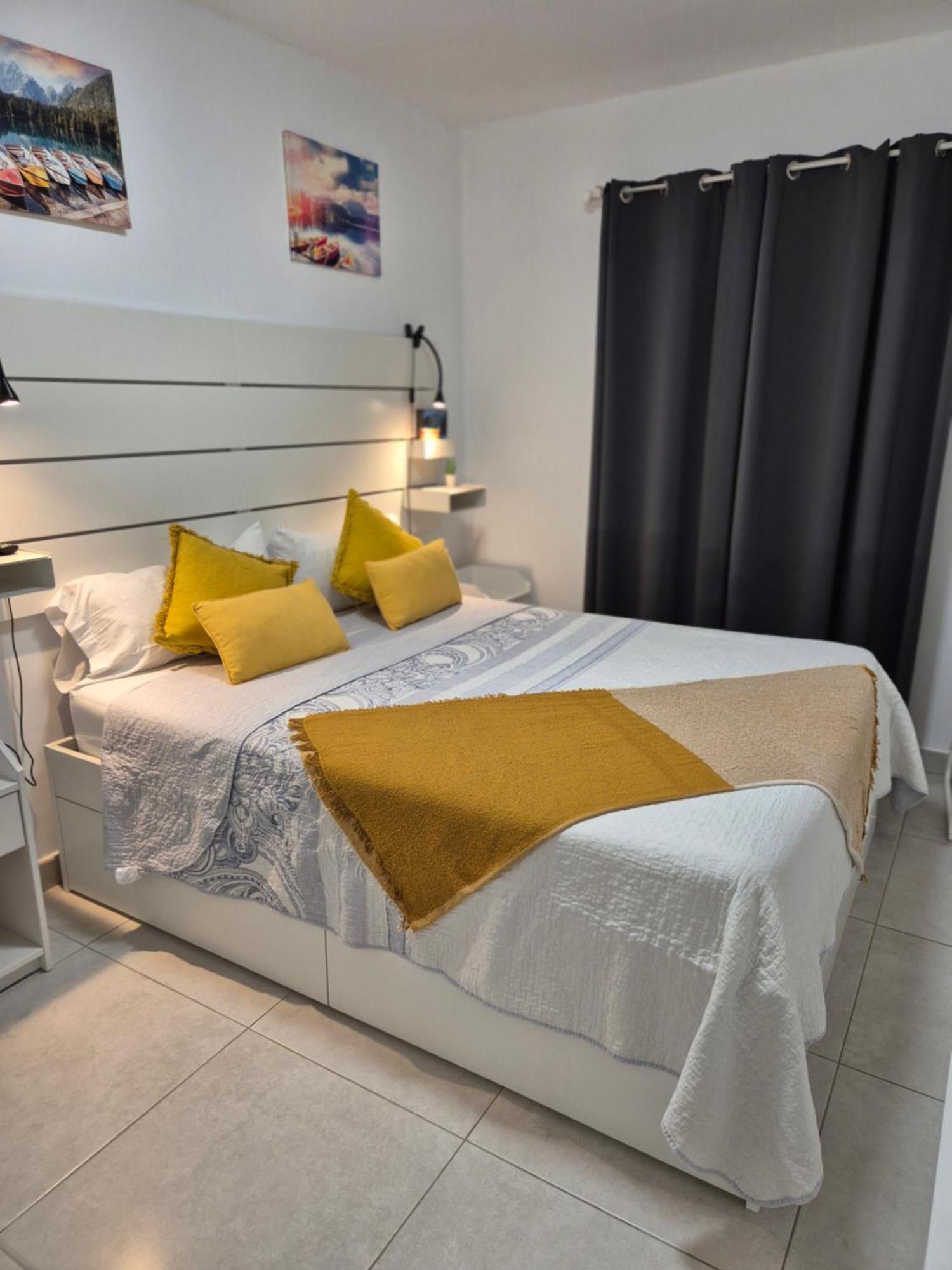 White Suite Deluxe Costa Teguise Esterno foto