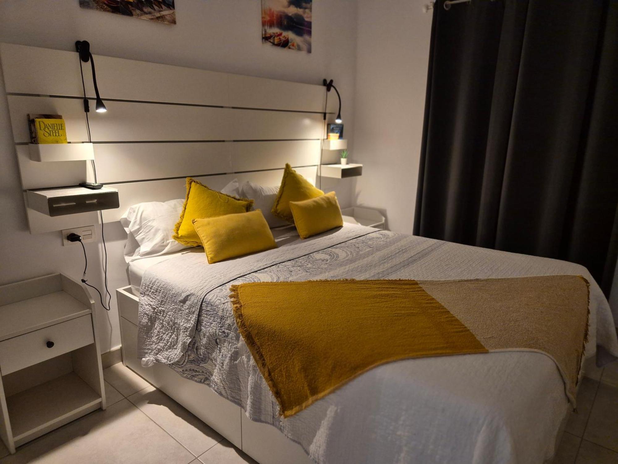 White Suite Deluxe Costa Teguise Esterno foto