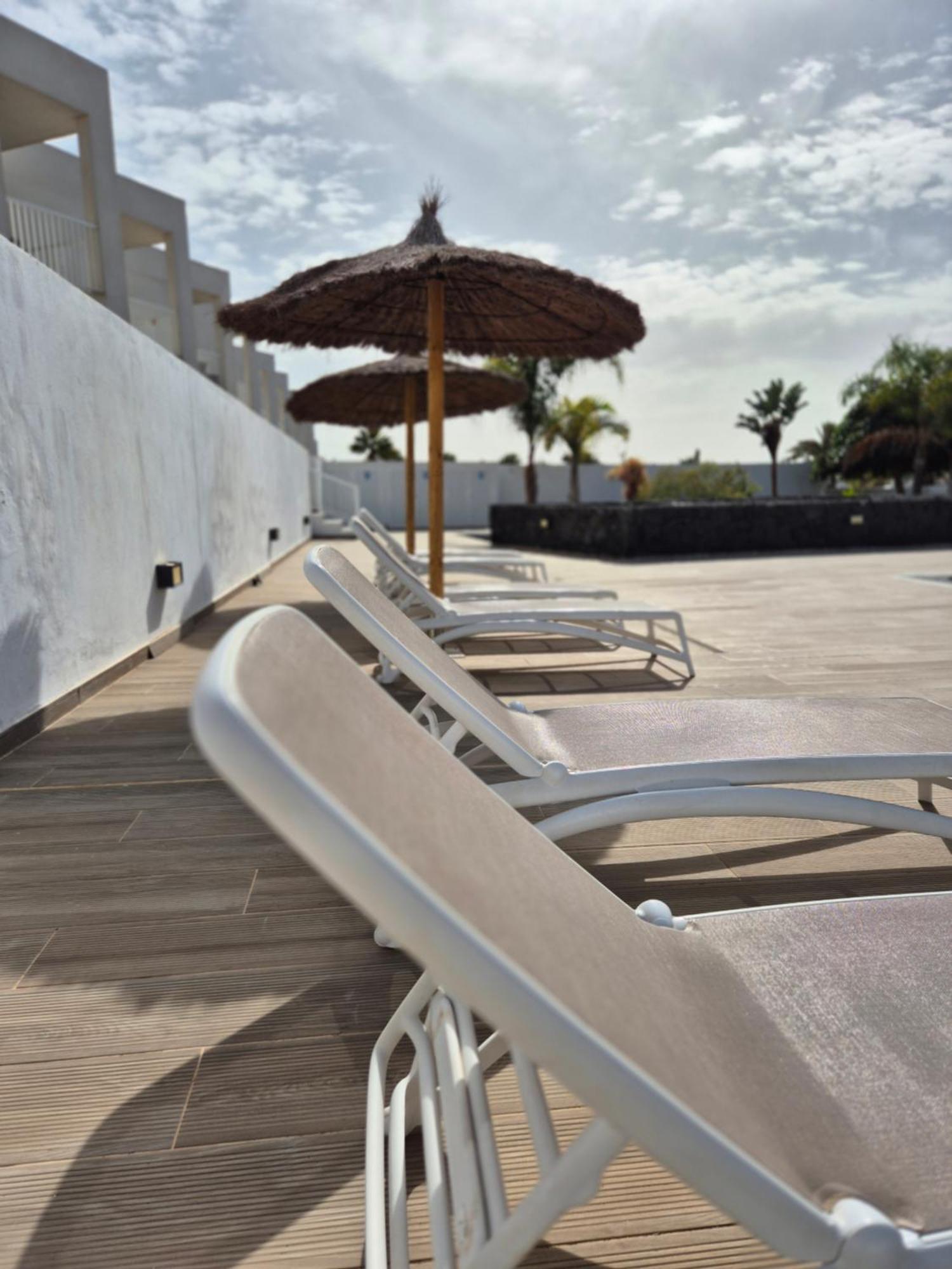 White Suite Deluxe Costa Teguise Esterno foto